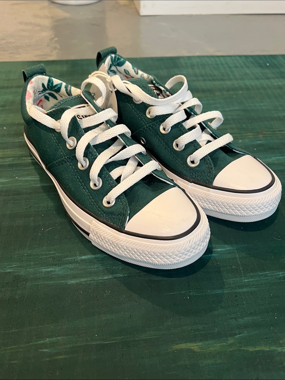 Converse Low Top Sneakers in Dark Green and White